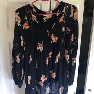 Blu Pepper Flowy floral top
